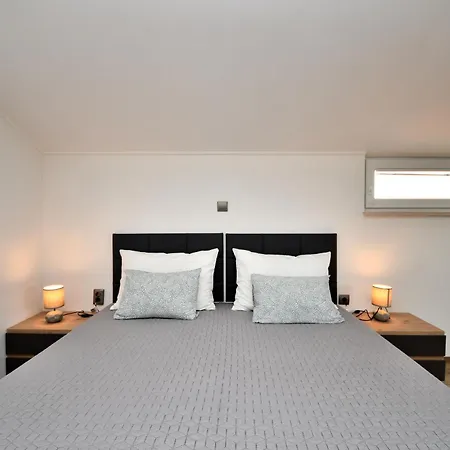 Bellevue Lägenhet Vodnjan